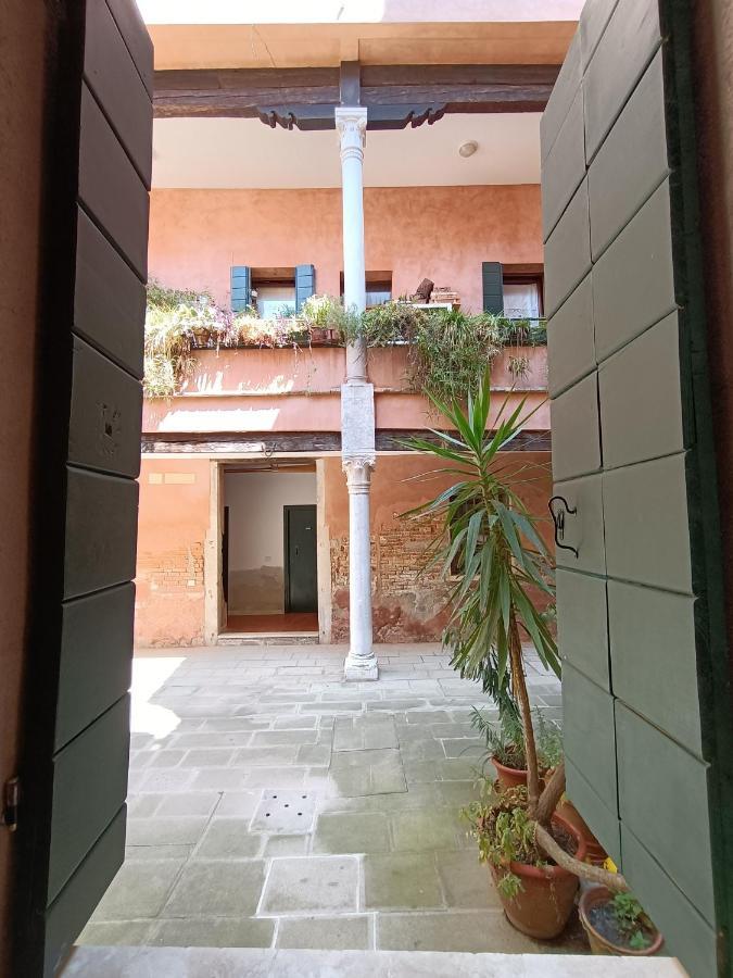 Casanova - Rialto Artistic Apartamento *